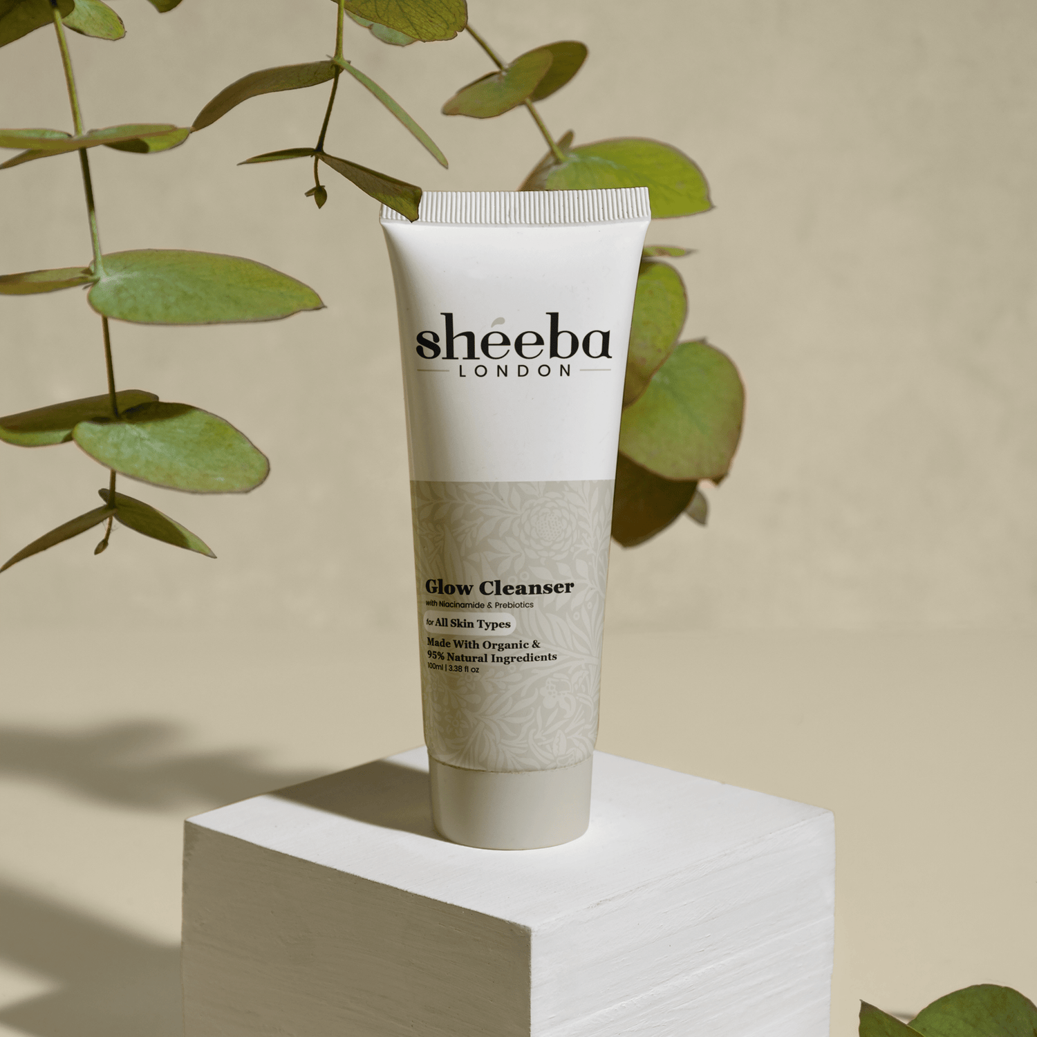 Glow Cleanser with Niacinamide & Prebiotics - Shéeba London